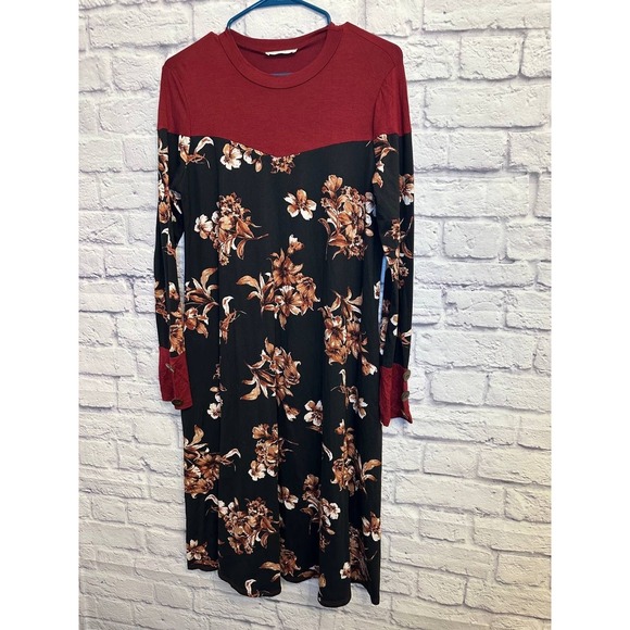 Reborn J Floral Print Long Sleeve Dress with Button Detail - Women's - Picture 1 of 8